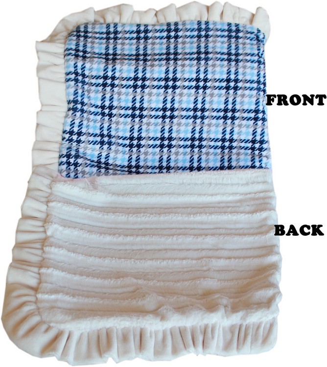 Luxurious Plush Pet Blanket Blue Plaid 1/2 Size